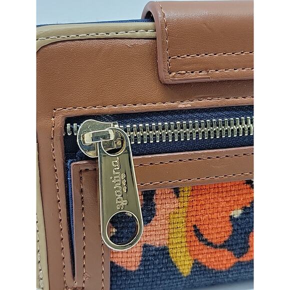 SPARTINA 449 Wallet Mary Lavinia Bifold Canvas Leather Logo W/ Zipped Coin Pockt - Picture 4 of 12